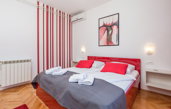 Kuća-za-odmor - Rab-Barbat , Hrvatska - CKR666 601