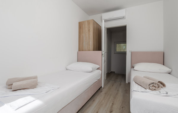 Feriehuse - Rab-Banjol , Kroatien - CKR676 604