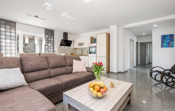 Kuća-za-odmor - Opatija-Kastav , Hrvatska - CKU137 4
