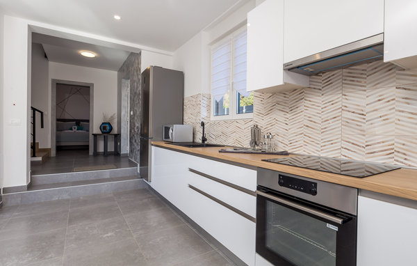 Holiday Home - Opatija-Jelusici , Croatia - CKU190 401
