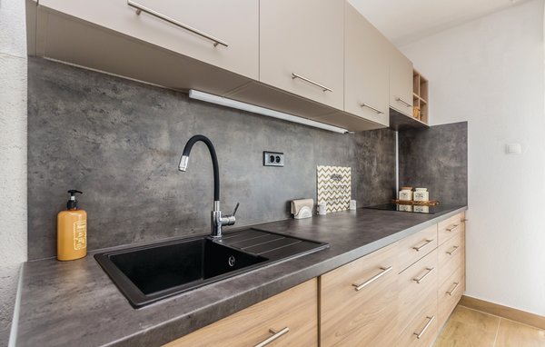 Holiday Home - Karlobag , Croatia - CKV463 402