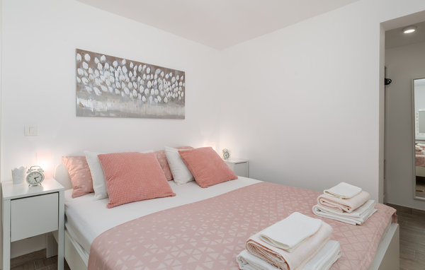Holiday Home - Karlobag-Lukovo Sugarje , Croatia - CKV575 601