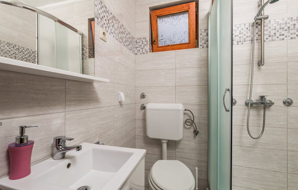 Holiday Home - Karlobag-Cesarica , Croatia - CKV602 703