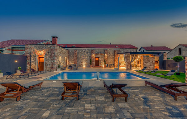 Dům Villa Ambar