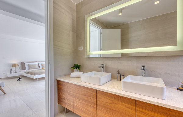Vacation home Villa Luce Primosten