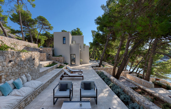 Vacation home Villa Luce Primosten