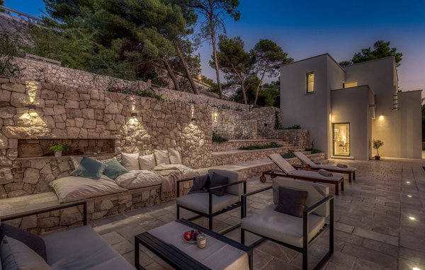 Vacation home Villa Luce Primosten