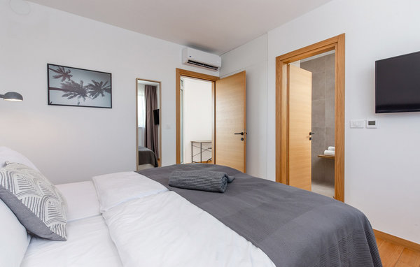 Holiday Home - Biograd-Sveti Filip i Jakov , Croatia - CLD034 607