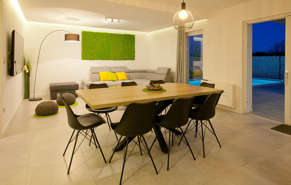 Dom Villa North