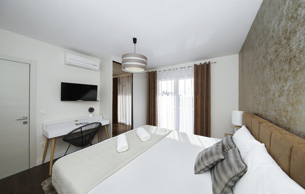 Ferienhaus - Nin , Kroatien - CLD074 609