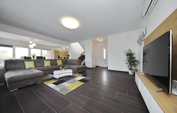 Ferienhaus - Nin , Kroatien - CLD074 305