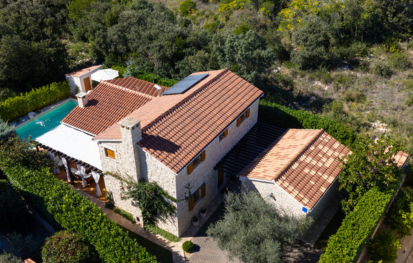Semesterhus - Ugljan , Kroatien - CLD107 83