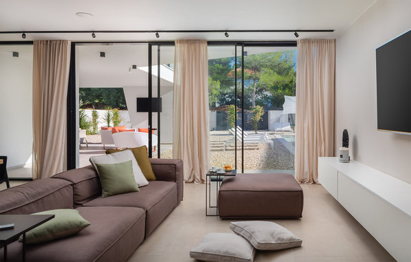 Vacation home Villa Aron