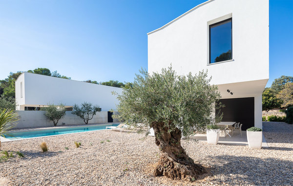 Vacation home Villa Aron