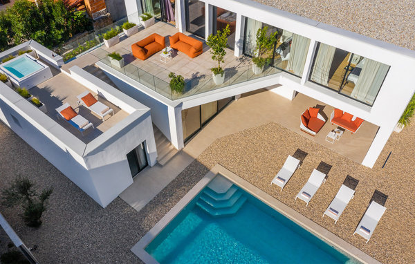 Vacation home Villa Aron