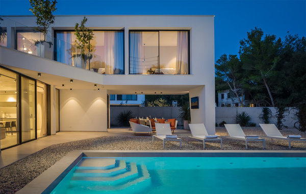 Vacation home Villa Aron