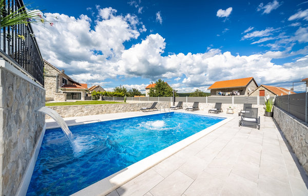 Vakantiehuis Villa Ivandvor