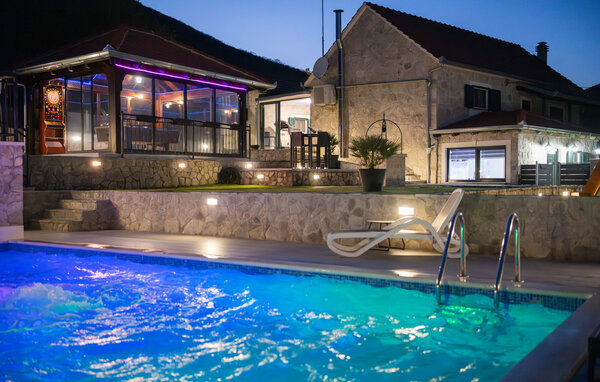 Semesterhus - Split-Sinj , Kroatien - CLD164 2
