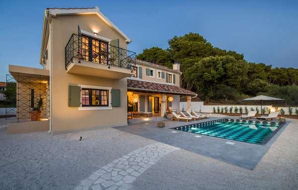 Vacation home Villa Parona