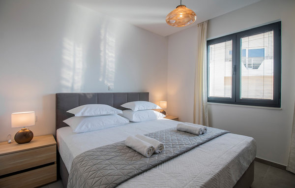 Ferienwohnung BEAUTIFUL APARTMENT WITH POOL