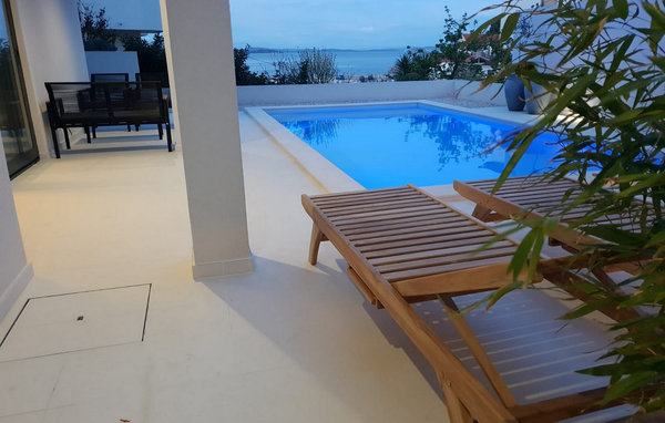 Ferienwohnung BEAUTIFUL APARTMENT WITH POOL