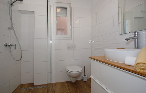 Dům Villa L&T Nin