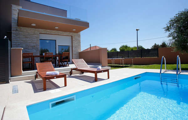 Dům Villa L&T Nin