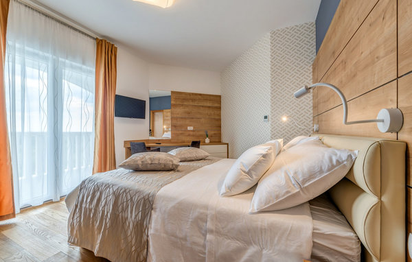Vacation home Villa Ivelja