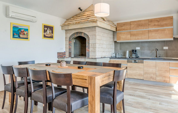 Vacation home Villa Ivelja