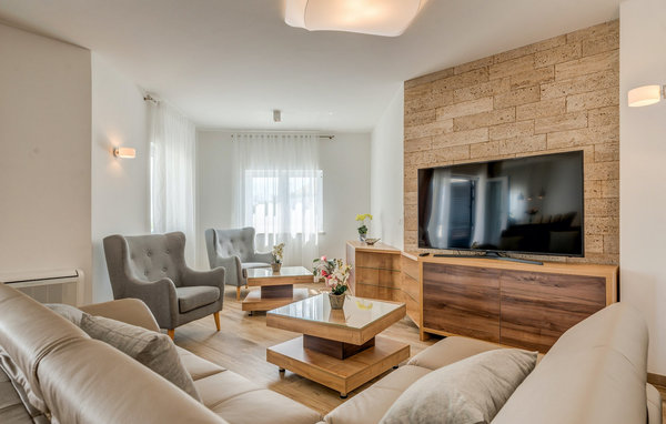 Vacation home Villa Ivelja