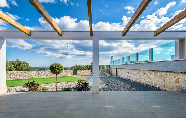 Vacation home Villa Ivelja