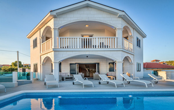 Vacation home Villa Ivelja