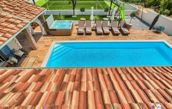 Feriebolig Villa Mek