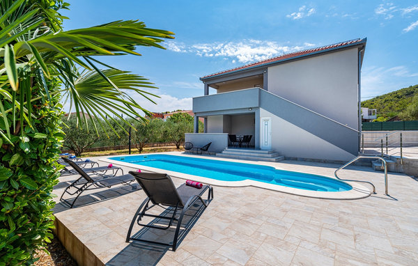 Holiday Home - Trogir , Croatia - CLD740 1