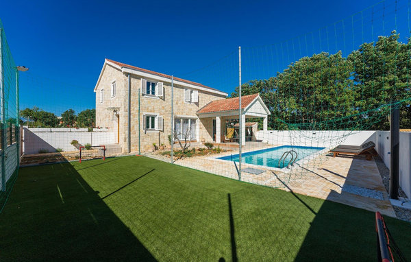 Dům Villa Aenona