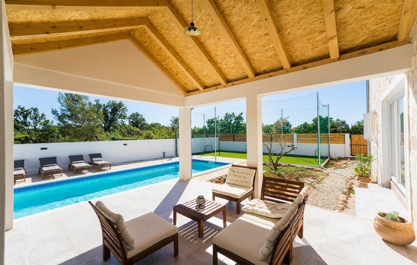 Dům Villa Aenona