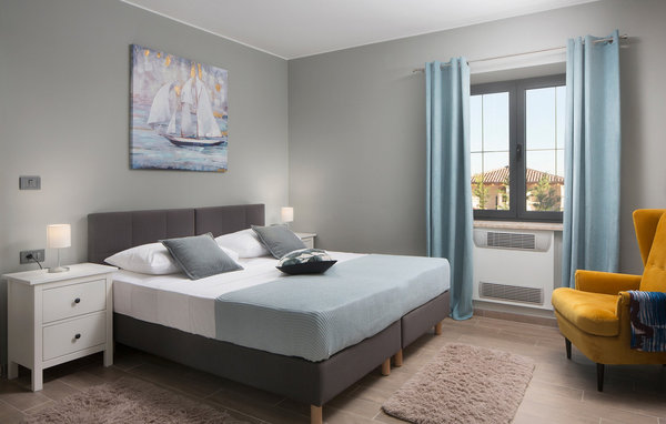 Holiday Home - Pula-Marcana , Croatia - CLI023 605
