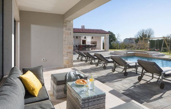 Holiday Home - Pula-Marcana , Croatia - CLI023 5