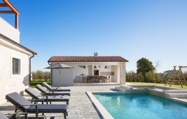 Holiday Home - Pula-Marcana , Croatia - CLI023 4