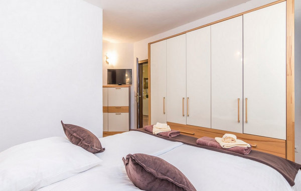 Ferienhaus - Tinjan-Radetici , Kroatien - CLI043 603
