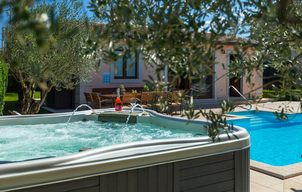 Holiday home Villa Ulika