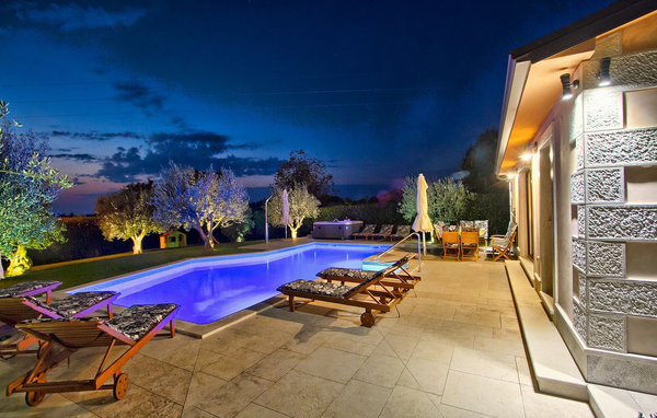 Holiday home Villa Ulika