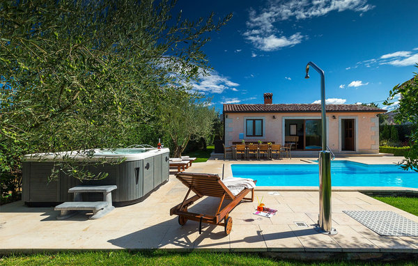 Holiday home Villa Ulika