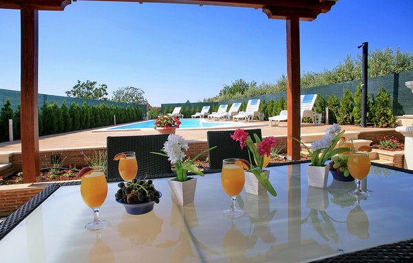 Semesterhus - Fazana , Kroatien - CLI223 4
