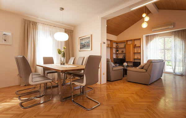 Vacation home Villa Rosy
