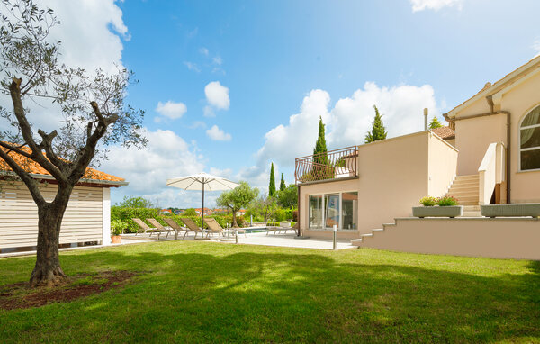 Vacation home Villa Rosy