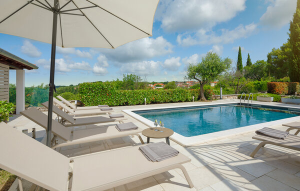 Vacation home Villa Rosy