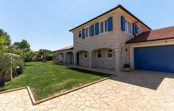 Feriehuse - Porec , Kroatien - CLI244 81