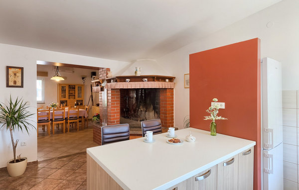 Vakantiehuis - Pula , Kroatië - CLI293 404