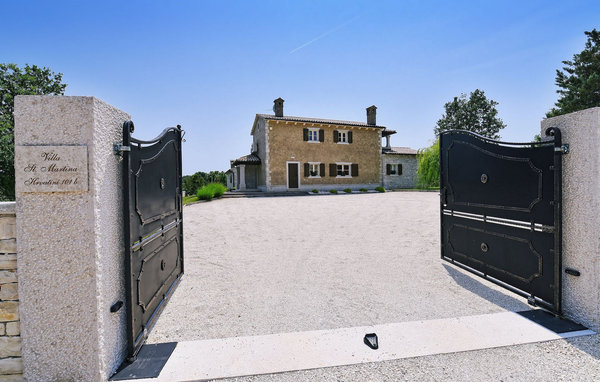 Feriehus - Tinjan , Kroatia - CLI301 89